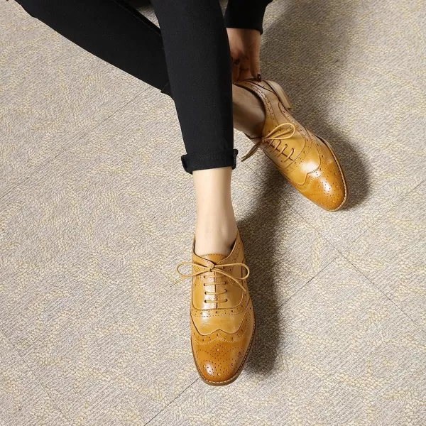 Mona flying Women's Leather Perforated Lace-up Oxfords Brogue Wingtip Derby Shoes for Ladies