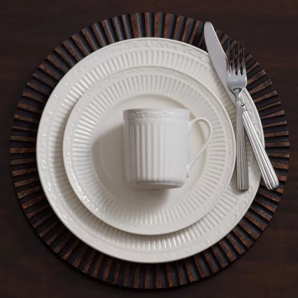 Mikasa Italian Countryside Gravy Boat and Saucer Set, White - DD900-742