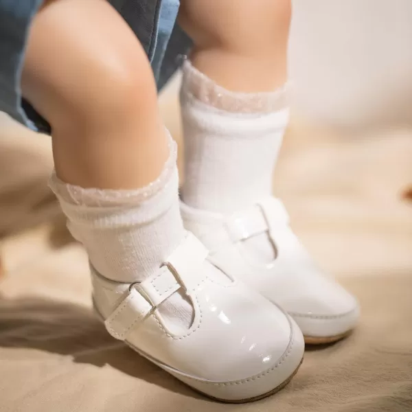 Meckior Infant Baby Girls Boys Handmade Princess Flats Toddler First Walkers Soft PU Leather NonSlip Crib Wedding Dress ShoesZ12White