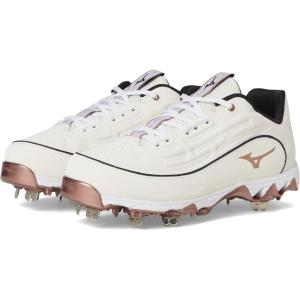 imageMizuno Womens 9Spike Swift 8 Low Metal Softball CleatWhiteRose Gold