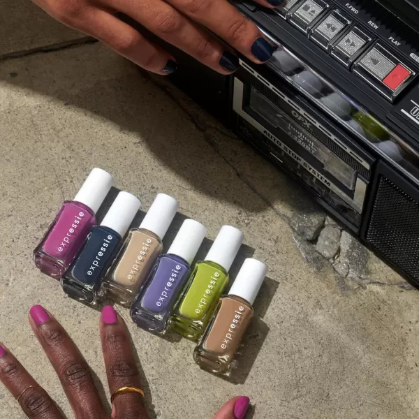 Essie expressie QuickDry Nail Polish 8Free Vegan Slate Blue Air Dry 033 fl oz09 MAIN CHARACTER MOMENT