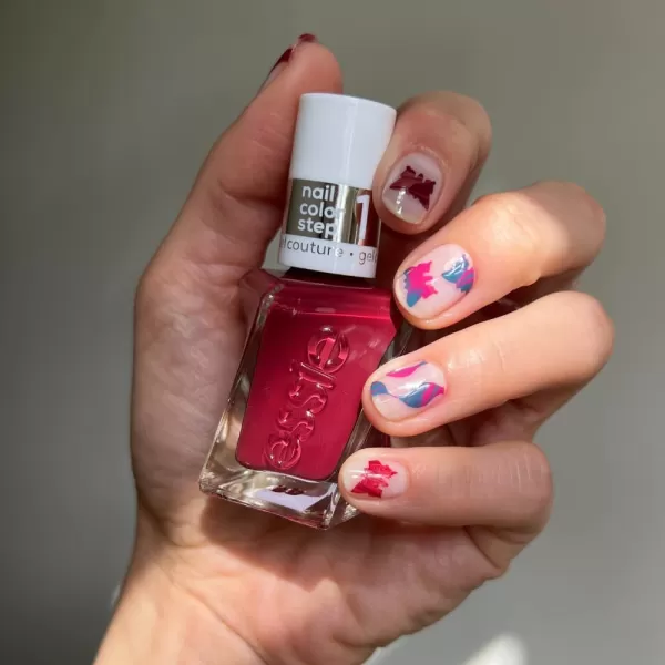 essie Gel Couture Longwear Nail Polish Set Red Nail Polish Put in the Patchwork  Gellike Shiny Top Coat 046 fl oz each