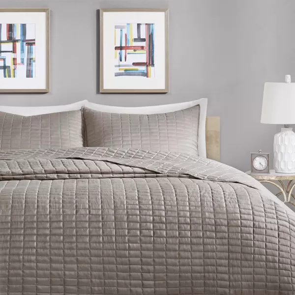 Comfort Spaces Kienna Quilt SetLuxury Double Sided Stitching Design Summer Blanket Lightweight Soft All Season Bedding Layer Matching Sham Blue Coverlet TwinTwin XL66quotx90quot 2 PieceTaupe