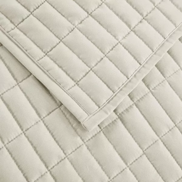 Comfort Spaces Kienna Quilt SetLuxury Double Sided Stitching Design Summer Blanket Lightweight Soft All Season Bedding Layer Matching Sham Blue Coverlet TwinTwin XL66quotx90quot 2 PieceIvory