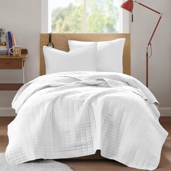 Comfort Spaces Kienna Quilt SetLuxury Double Sided Stitching Design Summer Blanket Lightweight Soft All Season Bedding Layer Matching Sham Blue Coverlet TwinTwin XL66quotx90quot 2 PieceWhite