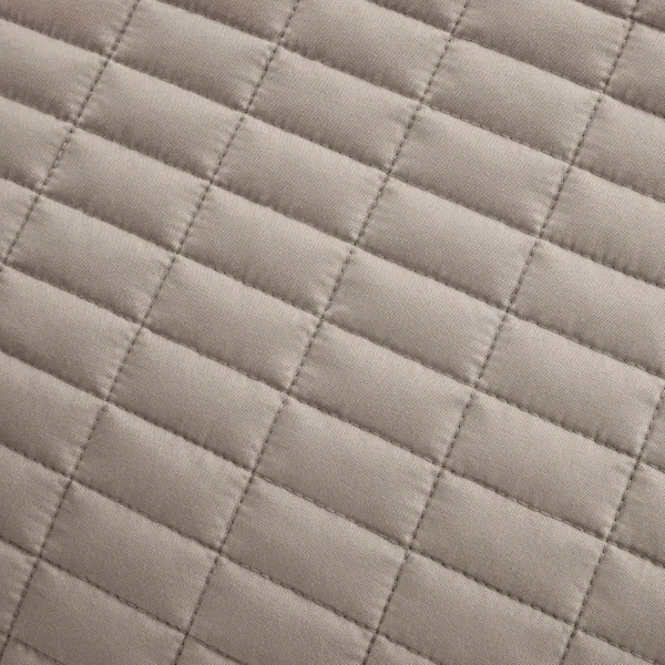 Comfort Spaces Kienna Quilt SetLuxury Double Sided Stitching Design Summer Blanket Lightweight Soft All Season Bedding Layer Matching Sham Blue Coverlet TwinTwin XL66quotx90quot 2 PieceTaupe