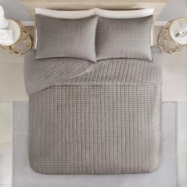 Comfort Spaces Kienna Quilt SetLuxury Double Sided Stitching Design Summer Blanket Lightweight Soft All Season Bedding Layer Matching Sham Blue Coverlet TwinTwin XL66quotx90quot 2 PieceTaupe