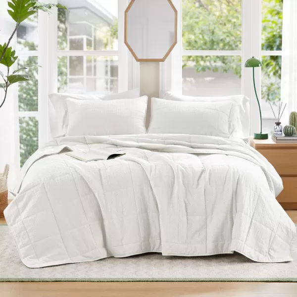 Comfort Spaces Neutral Queen Quilt Set  3 Pieces Breathable Waffle Weave Quilt Sets with Piping Border Modern Farmhouse Cottage Coverlet ampamp Sham All Season Microfiber Queen Bed Set FullQueenWhite