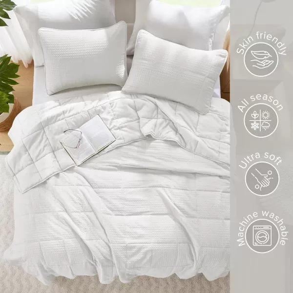 Comfort Spaces Neutral Queen Quilt Set  3 Pieces Breathable Waffle Weave Quilt Sets with Piping Border Modern Farmhouse Cottage Coverlet ampamp Sham All Season Microfiber Queen Bed Set FullQueenWhite