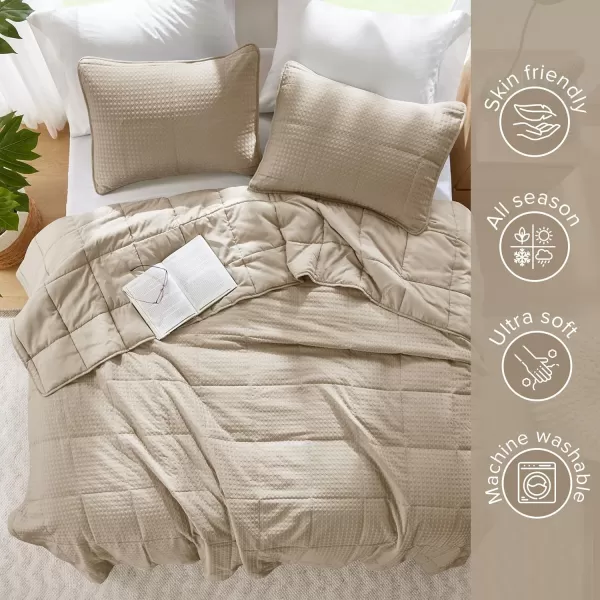 Comfort Spaces Neutral Queen Quilt Set  3 Pieces Breathable Waffle Weave Quilt Sets with Piping Border Modern Farmhouse Cottage Coverlet ampamp Sham All Season Microfiber Queen Bed Set FullQueenNatural