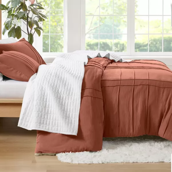 Comfort Spaces Olive Green Queen Size Duvet Cover Set  3pc Pintuck Pleated Duvet Cover Queen All Season Lightweight Extra Softness PreWashed Microfiber Queen Bed Cover Shams QueenClay No Comforter