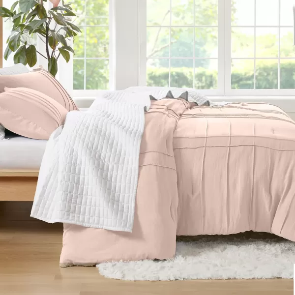 Comfort Spaces Olive Green Queen Size Duvet Cover Set  3pc Pintuck Pleated Duvet Cover Queen All Season Lightweight Extra Softness PreWashed Microfiber Queen Bed Cover Shams QueenBlush No Comforter