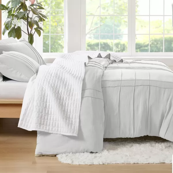 Comfort Spaces Olive Green Queen Size Duvet Cover Set  3pc Pintuck Pleated Duvet Cover Queen All Season Lightweight Extra Softness PreWashed Microfiber Queen Bed Cover Shams QueenSilver No Comforter