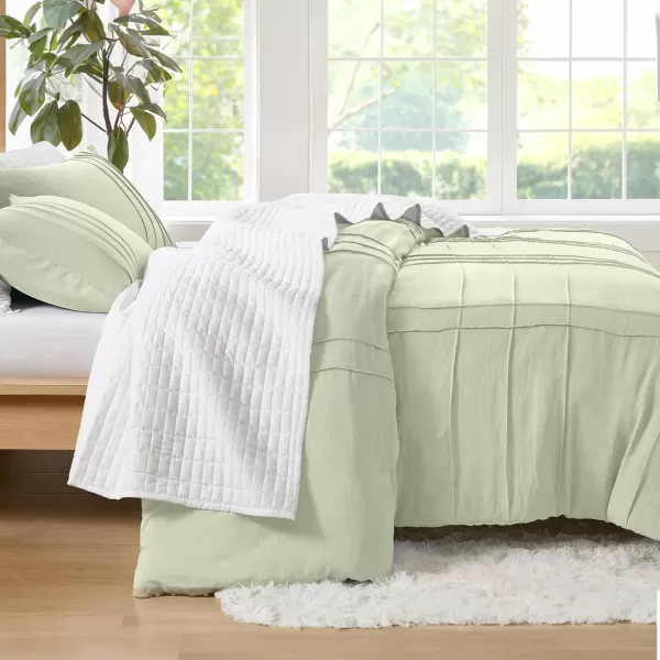 Comfort Spaces Olive Green Queen Size Duvet Cover Set  3pc Pintuck Pleated Duvet Cover Queen All Season Lightweight Extra Softness PreWashed Microfiber Queen Bed Cover Shams QueenSage Green No Comforter