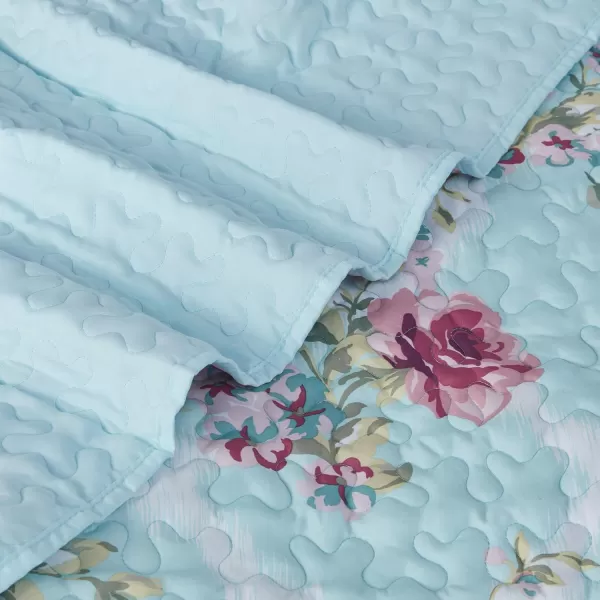 Comfort Spaces Reversible Quilt SetVermicelli Stitching Design All Season Lightweight Coverlet Bedspread Bedding Matching Shams FullQueen 90 in x 90 in Marlene Daisies Green 3 PieceNatalie Floral Blue
