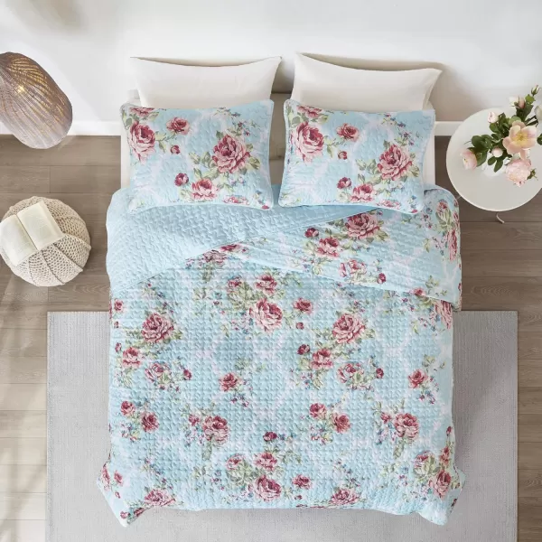 Comfort Spaces Reversible Quilt SetVermicelli Stitching Design All Season Lightweight Coverlet Bedspread Bedding Matching Shams FullQueen 90 in x 90 in Marlene Daisies Green 3 PieceNatalie Floral Blue