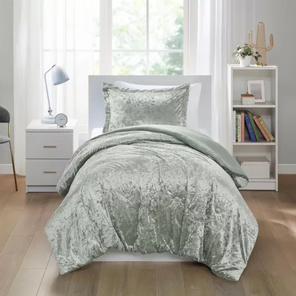 Saga Green Comforter