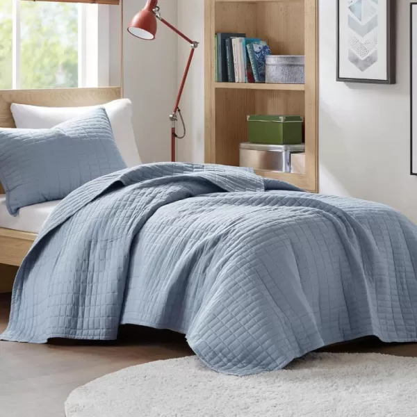 Comfort Spaces Kienna Quilt SetLuxury Double Sided Stitching Design Summer Blanket Lightweight Soft All Season Bedding Layer Matching Sham Blue Coverlet TwinTwin XL66quotx90quot 2 PieceBlue