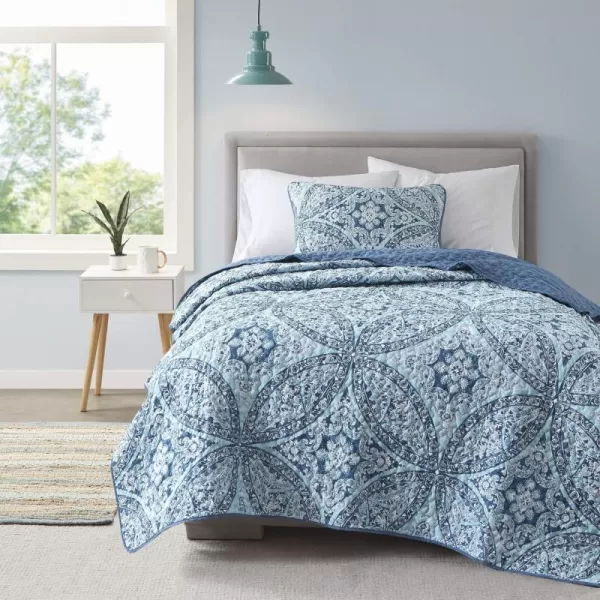 Comfort Spaces Reversible Quilt SetVermicelli Stitching Design All Season Lightweight Coverlet Bedspread Bedding Matching Shams FullQueen 90 in x 90 in Kate Floral Purple 3 PieceGloria Damask Aqua