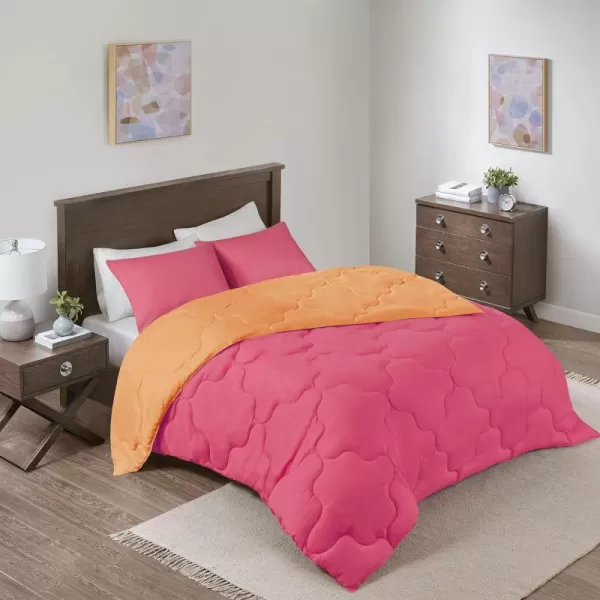 Comfort Spaces Vixie Reversible Comforter Set  Trendy Vibrant Color with Geometric Quilted Cover Lightweight All Season Down Alternative Cozy Bedding Sham NavyCharcoal TwinTwin XL 2 piecePinkOrange