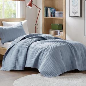 imageComfort Spaces King Quilt Set Modern Reversible Ogee Coverlet King Bedding Set Cozy Quilted Winter Layer All Season Lightweight Soft King Size Quilt Kienna King Green 3 PieceBlue