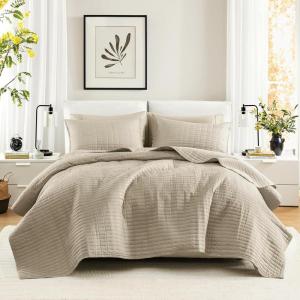 imageComfort Spaces King Quilt Set Modern Reversible Ogee Coverlet King Bedding Set Cozy Quilted Winter Layer All Season Lightweight Soft King Size Quilt Kienna King Green 3 PieceBeige