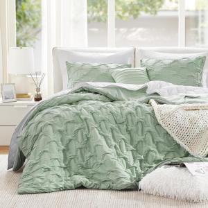 imageComfort Spaces Comforter for Queen Size Bed Ogee Ruched with Crinkle Texture Breathable Comforter Set Queen All Season Lightweight Bedding Set Shams Dcor Pilow FullQueen White 4 PieceGreen