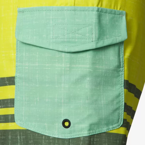 imageREEF Mens 17quot Outseam BoardshortFair Green Casey Stripe
