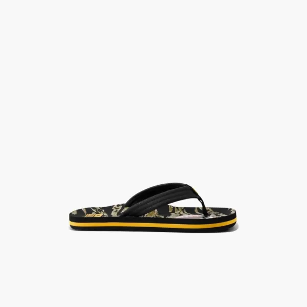 imageREEF UnisexChild Kids Ahi FlipFlopTiger Shark