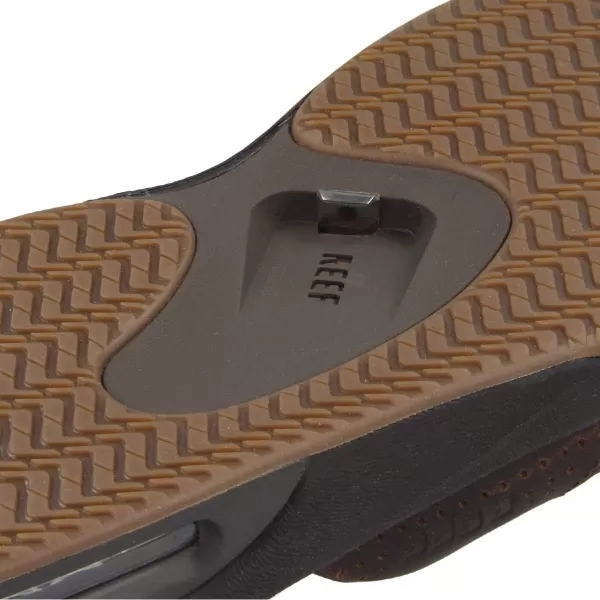imageReef Mens Leather Fanning SandalDark Brown