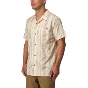 imageREEF Mens Camp Fit Woven Short Sleeve TeeAlmond Milk Tucker 