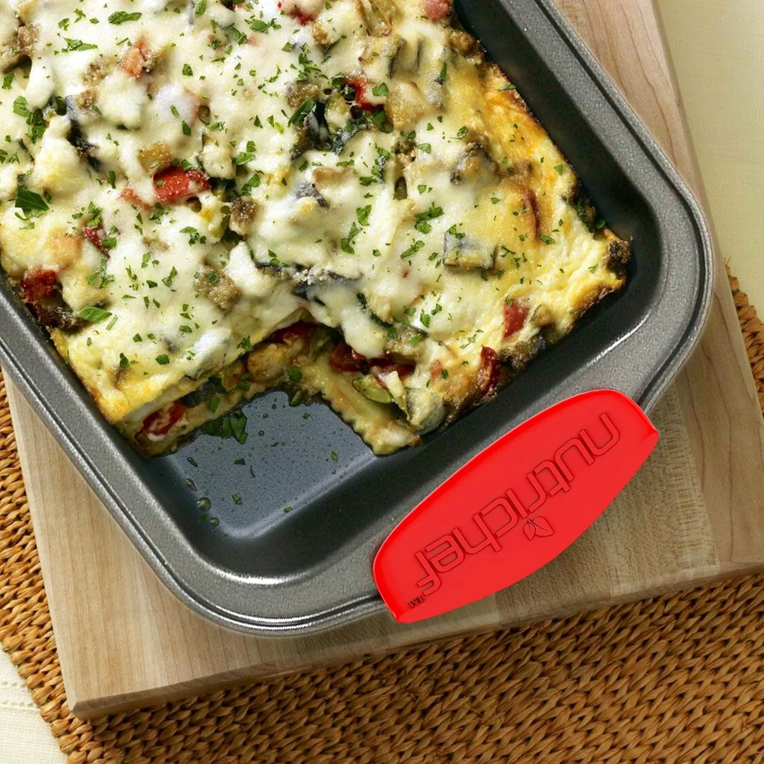 imageNutriChef 3Piece Nonstick Kitchen Oven Baking Pans  Premium ampamp Stylish NonStick Steel Commercial Grade Restaurant Quality Metal Bakeware with Red Silicone Handles  Easy to Clean NCSBS3S6Piece Set