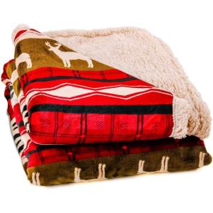 imageOVENTE Sherpa Throw Blanket for Winter 60 x 50 Reversible Soft Plush and Thick Warm Blanket Machine Washable Ideal Gift for Holidays Red BLN4688