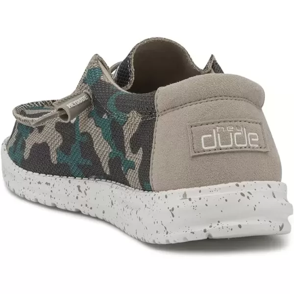 imageHey Dude Mens Wally SoxSafari Camo