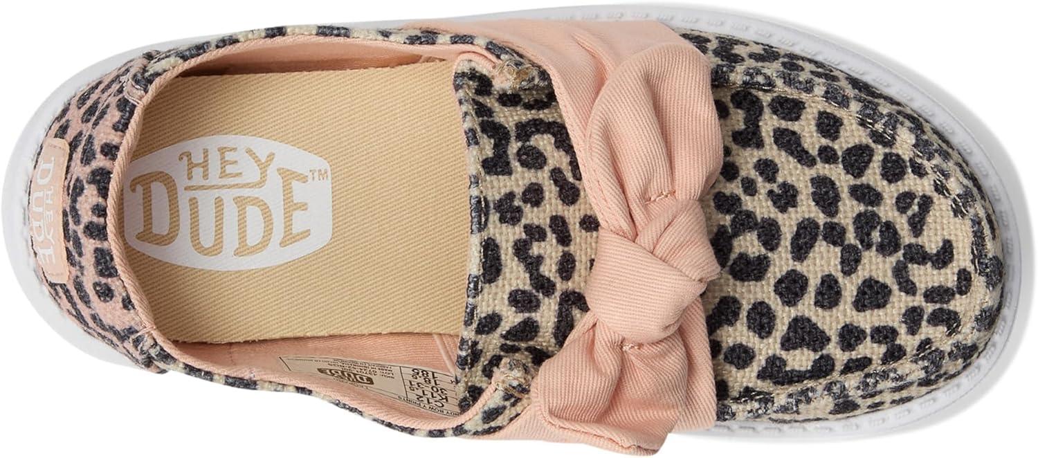 imageHEYDUDE Womens Wendy Bow Stardust Little Big Kid LoaferPrints Leopard