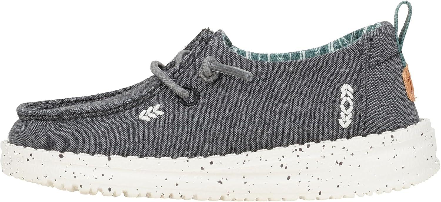 imageHEYDUDE Womens Wendy Chambray Toddler LoaferBlack