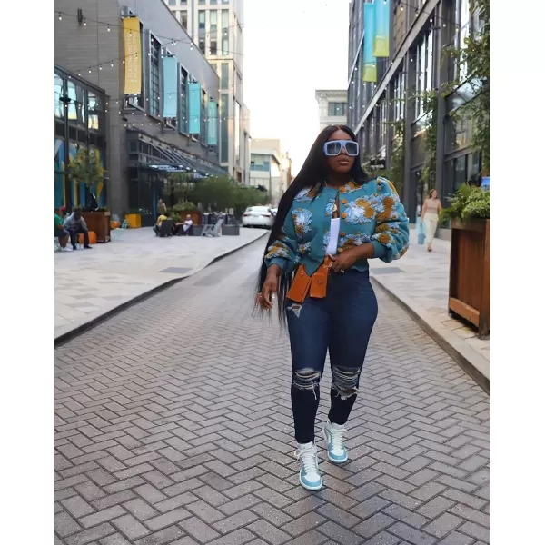 IyMoo Bomber Jackets for Women Long Sleeve Casual Fleece Button Down Cropped Baseball Jacket Clubwear S2XLA1 Lightblue
