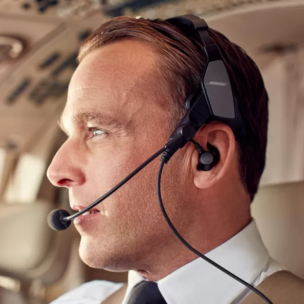Bose Proflight Series 2 Aviation Headset with Bluetooth Connectivity Dual Plug Cable BlackBose Proflight Series 2 Aviation Headset with Bluetooth Connectivity Dual Plug Cable Black
