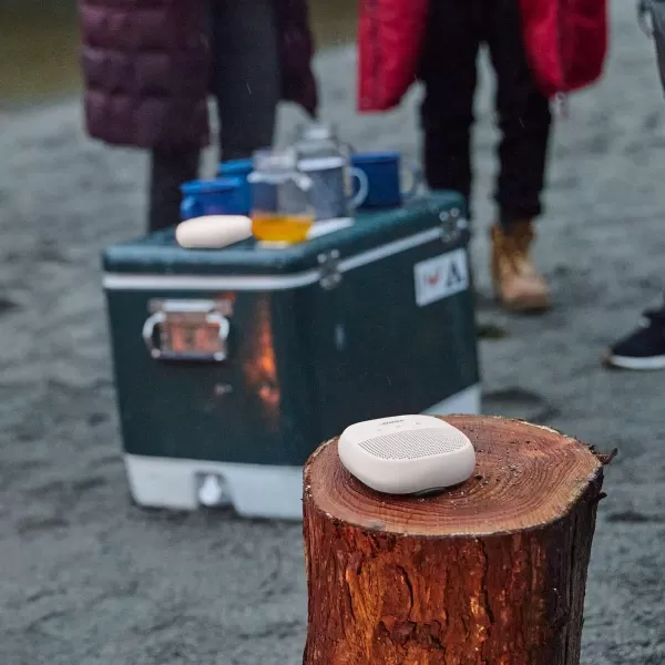 Bose SoundLink Micro Bluetooth Speaker Small Portable Waterproof Speaker with Microphone White SmokeWhite