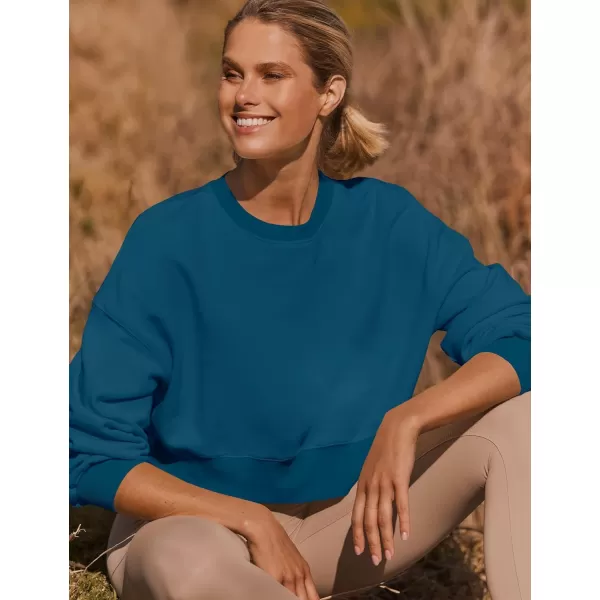 imageZESICA Womens 2024 Crop Sweatshirts Casual Long Sleeve Crewneck Solid Color Y2K Fleece Loose Pullover Sweatshirt TopsNavy